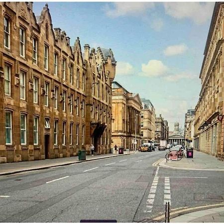 Trendy One Bedroom Apartment Glasgow Luaran gambar